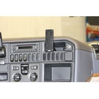 Resim Brodit Spezial-ProClip für Scania R-Serie, ab Baujahr 2010 (Steht etwas über das Cockpit heraus)