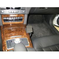 Image de Brodit ProClip für Mercedes E-Klasse (200-430), ab Baujahr 2009 - Nur für Fahrzeuge mit Lenkradschaltung!