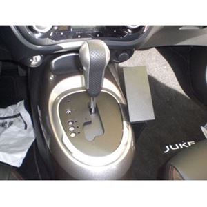 Image de Brodit ProClip für Nissan Juke, ab Baujahr 2011 - Nur für Modelle mit Automatik!