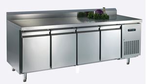 Bild von Kühltisch, mit Aufkantung 100mm, 2245x700x970mm, 4 Türen,