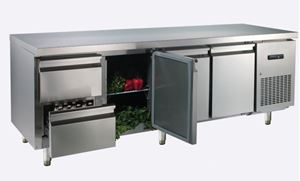 Image de Kühltisch, 2245x700x850mm, 3 Türen, 2 Schubladen, Umluft-