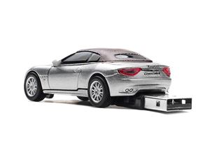 Obrazek USB FlashDrive 8GB Maserati GranCabrio Blister